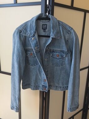 GAP Light Wash Blue Denim Jacket